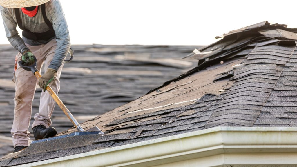 Roofing Contractor in Des Moines