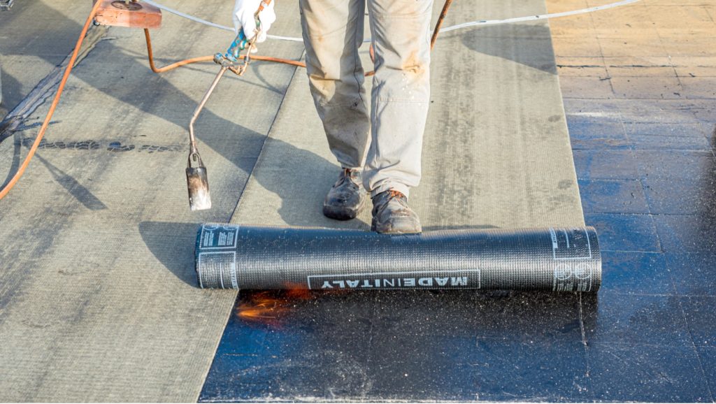 Commercial Roofing Company in Des Moines 